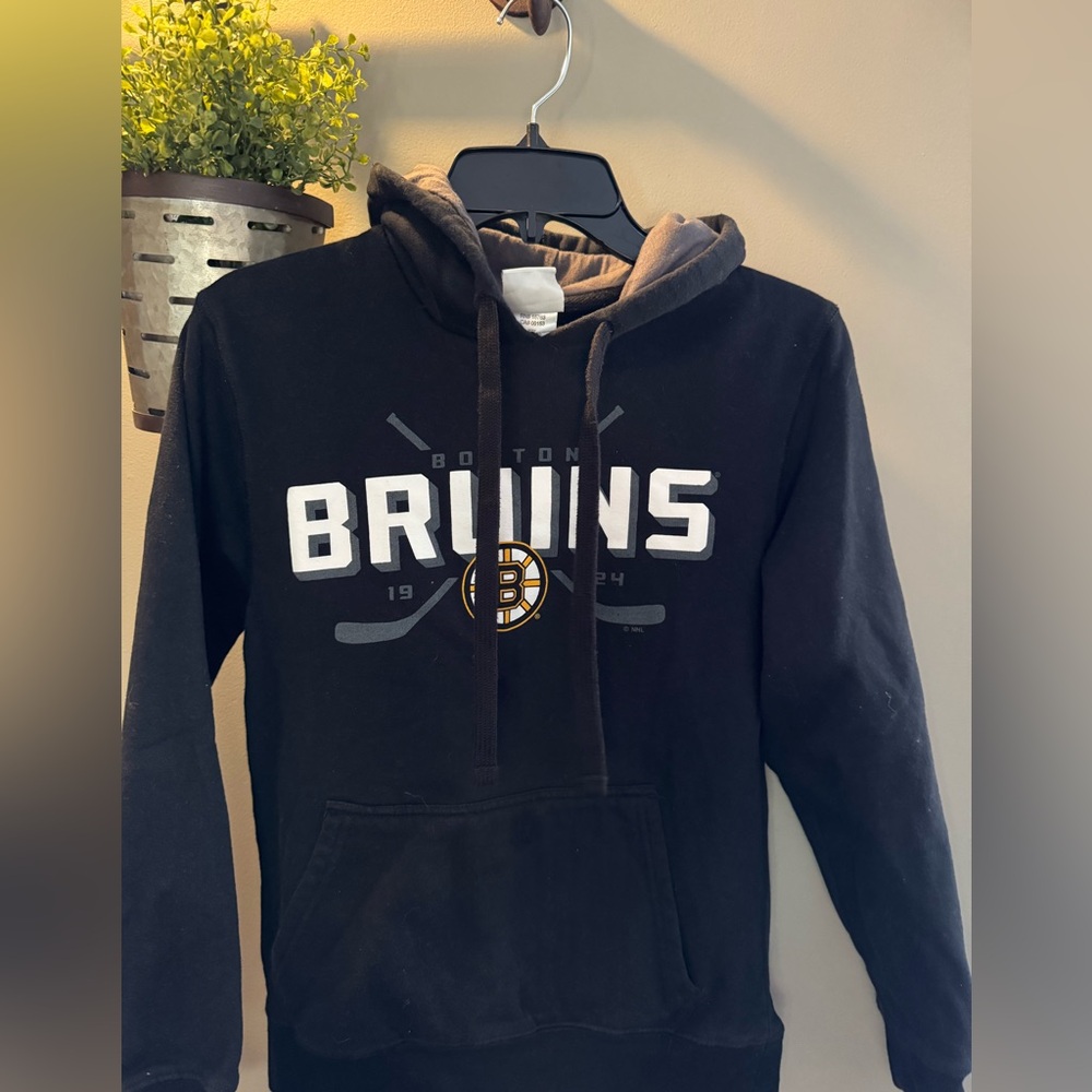 Bruins hoodie